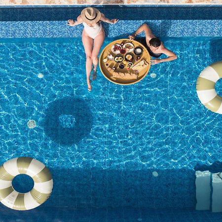 קלמאקי Oinolithos Luxury Villas מראה חיצוני תמונה